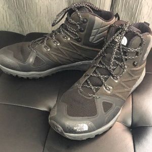 Best 25 Deals For Mens North Face Hiking Boots Poshmark